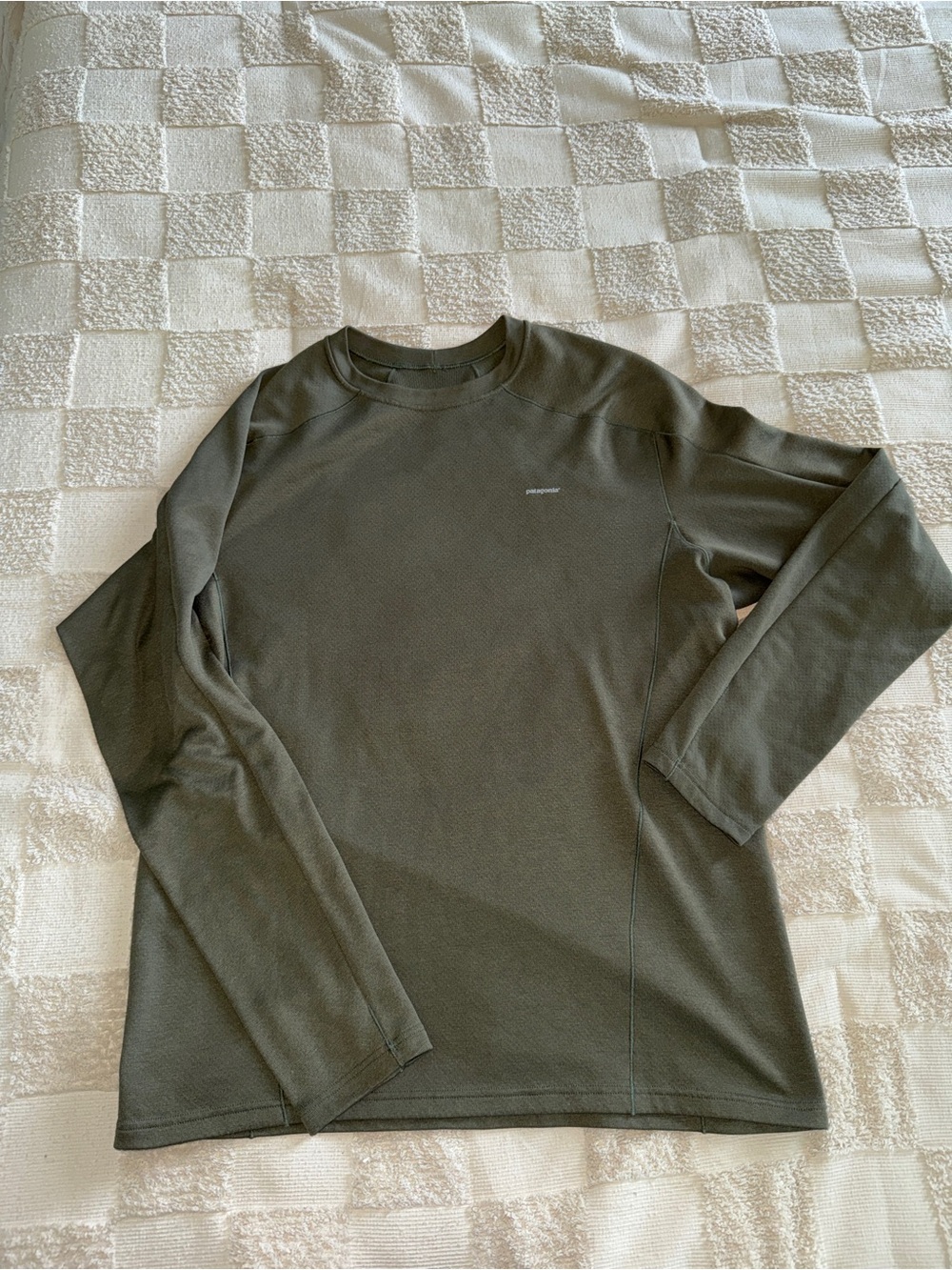 Patagonia Olive Green Capilene Midweight Baselayer size L